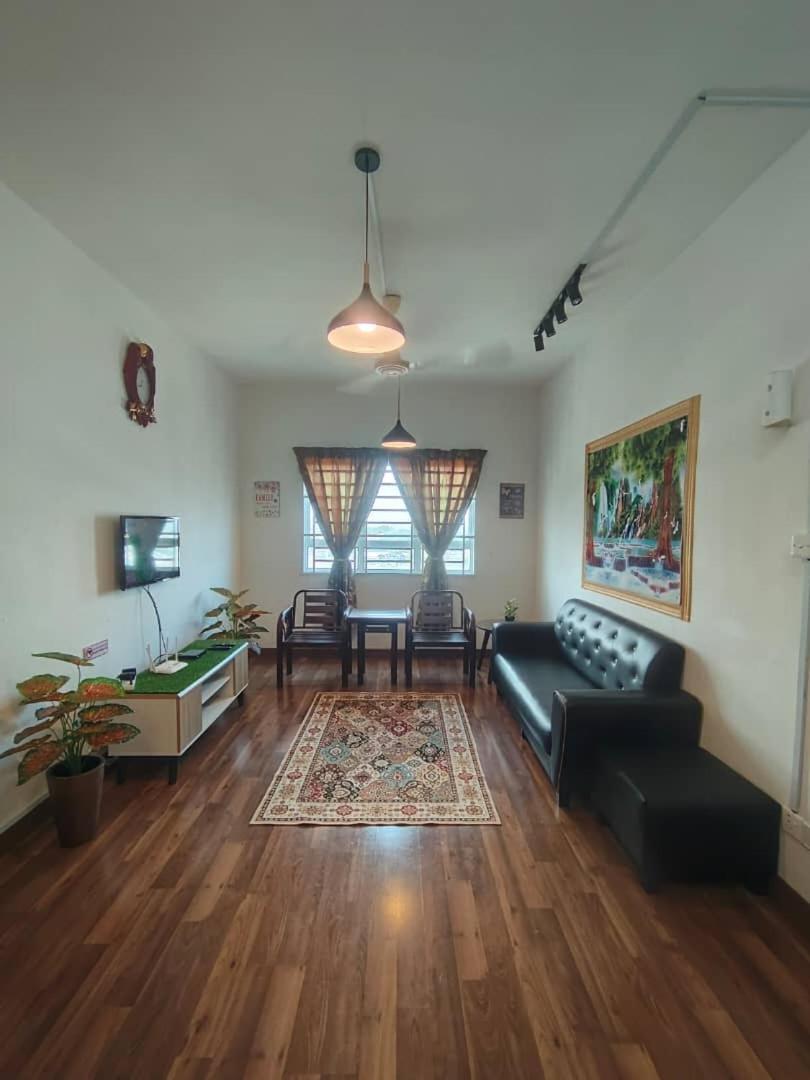 Anggerik Camelia Homestay Apartment Ladang Tok Pelam Kuala Terengganu Exterior foto